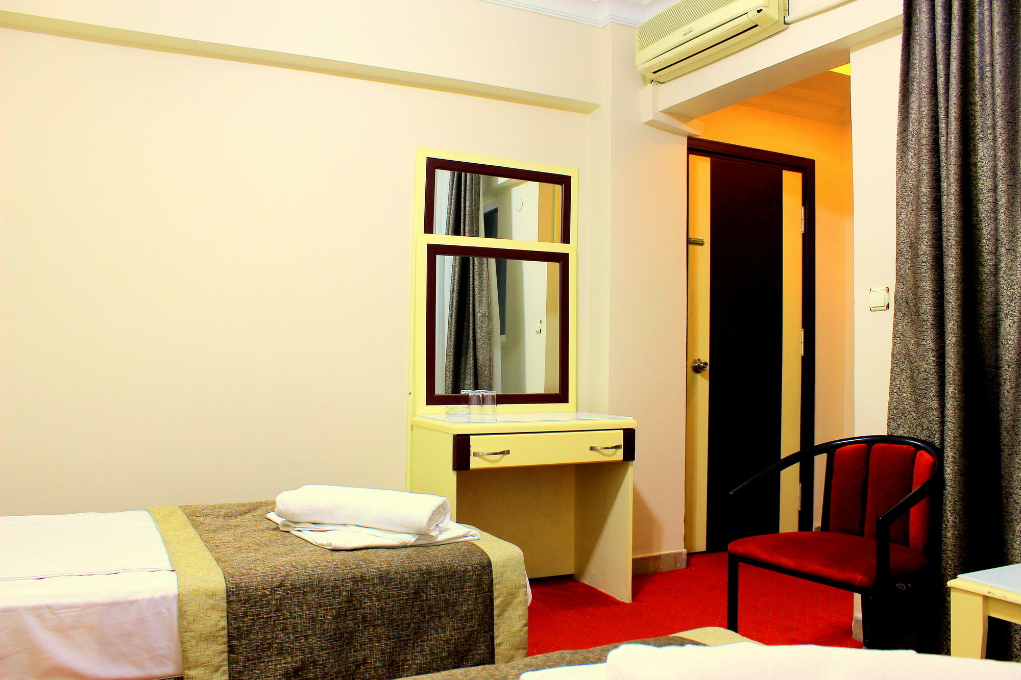 Dempa Hotel İstanbul Dış mekan fotoğraf